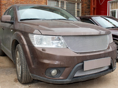 Fiat Freemont (13–15) Защита радиатора Premium, хром, верх (устанавливается вместо штатной)